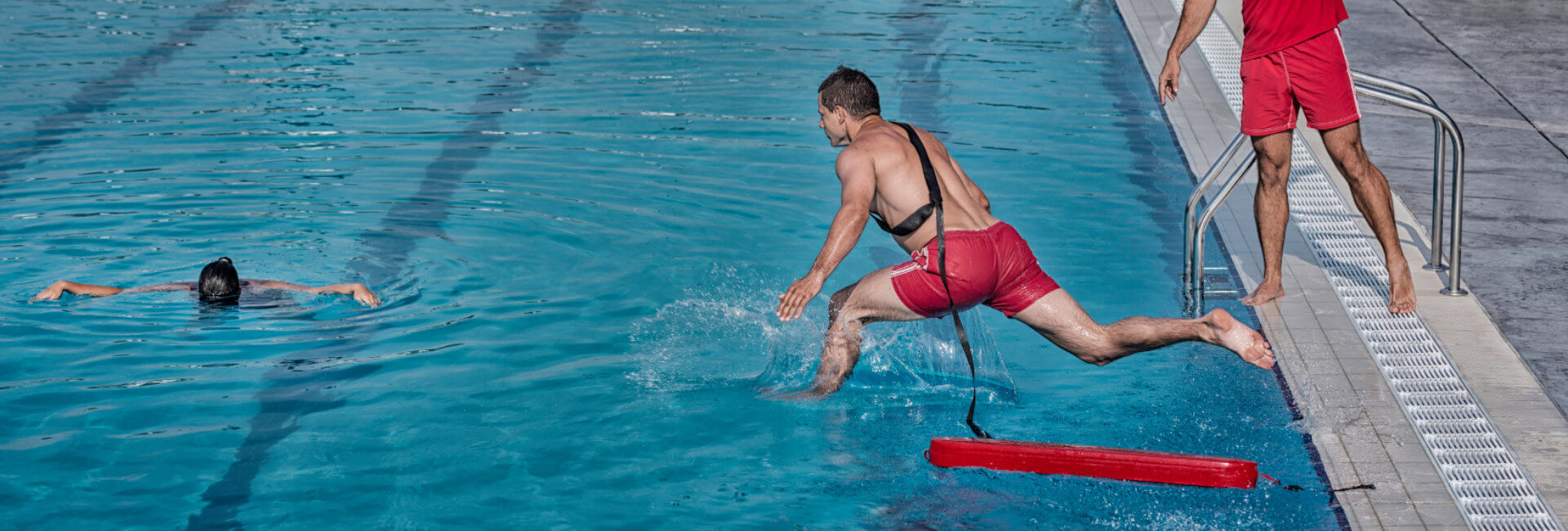 Waves Management-Pool Lifeguard